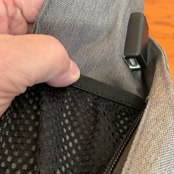 SLOTRA NWT gray laptop backpack unisex - Picture 15 of 16